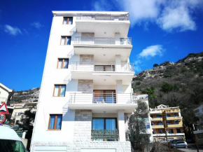 Apartment Gerbera of Budva